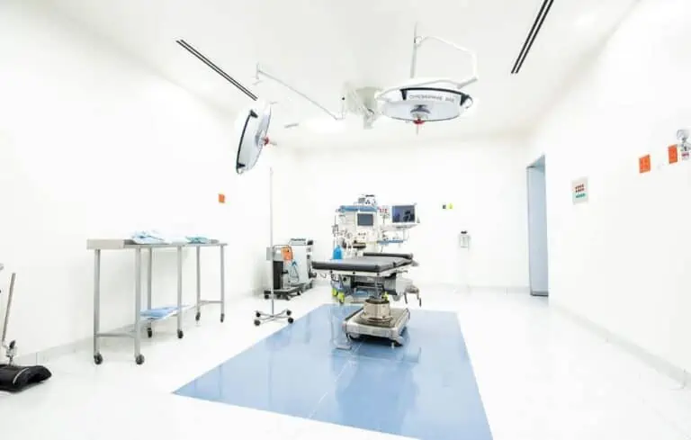 Second operating room at Obesity Surgical Center