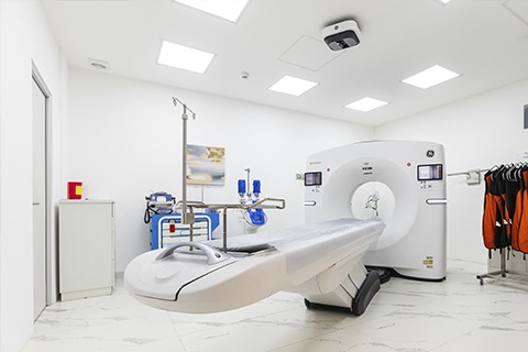 CT scanner at Hospital Joya Cancún